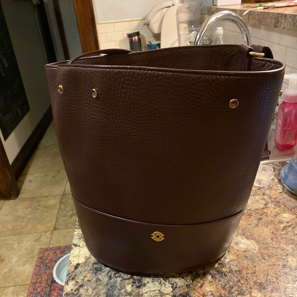 Dagne Dover bucket bag